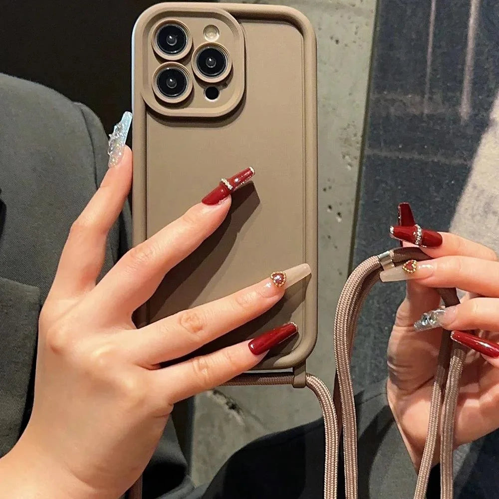 Coque iPhone avec Lanière Ajustable – Anti-Choc, Anti-Rayures et Antidérapante