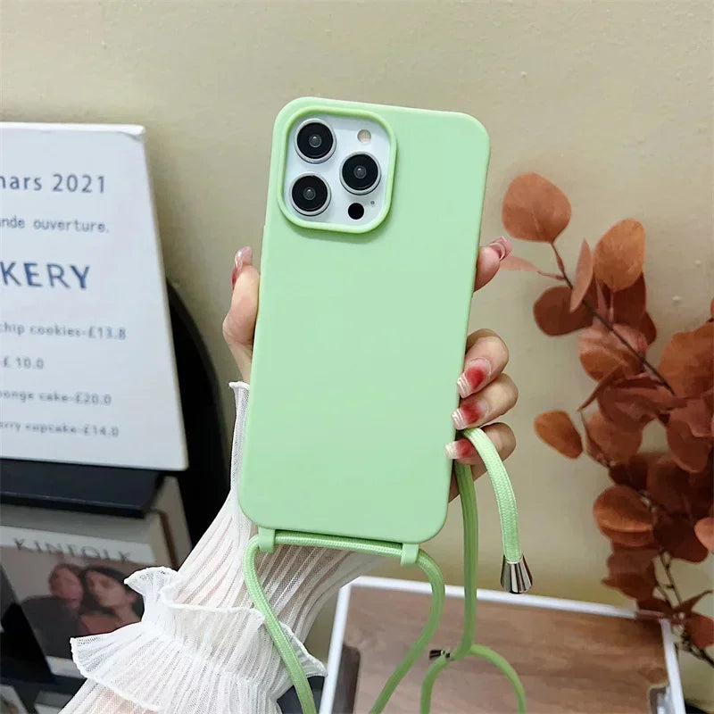 Coque iPhone à Lanière – Silicone Souple Candy Color avec Bandoulière Ajustable